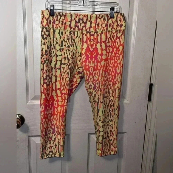 MWOT Zella Live In Streamline bright neon gym crop legging Size Large mesh panel - Picture 1 of 6